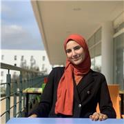 Apprendre l'anglais aux petits et meme aux jeunes, dont le but est de savoir les basic et s'évoluer au cours de temps pour parler